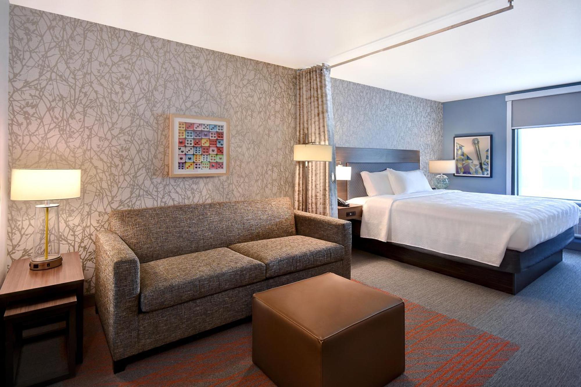 Home2 Suites By Hilton Las Vegas Convention Center - No Resort Fee Dış mekan fotoğraf